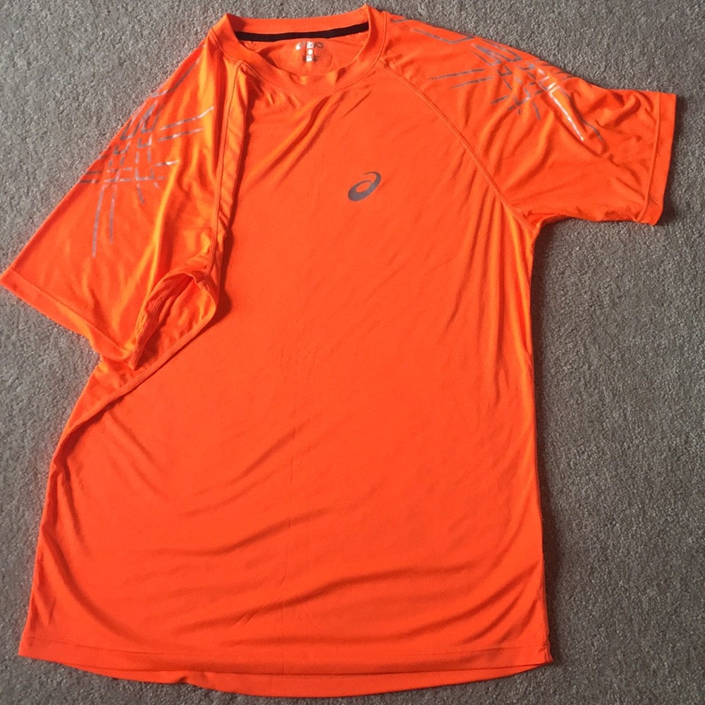 Asics t-shirt